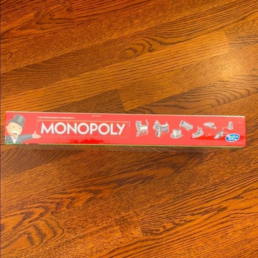 NIB Monopoly Board Game Classic w/ New Cat Token
